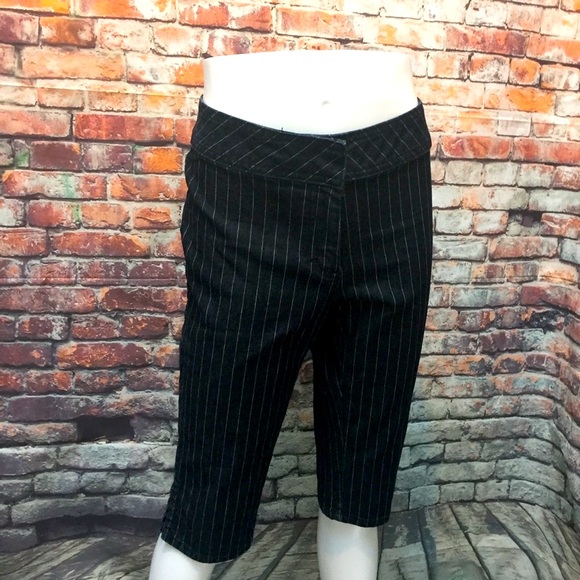 Vintage Bisou Bisou Capri Pants Sz 4 w31” pinstripes Bundle for great Savings - Picture 2 of 7